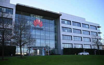 Boris Johnson presses til å avvise Huawei