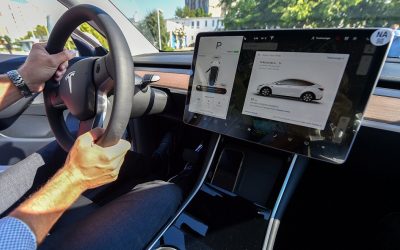Tesla skal starte produksjon av elektriske biler i India