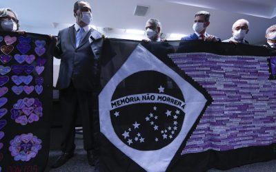 Kongresspanel sier president Bolsonaro har begått folkemord