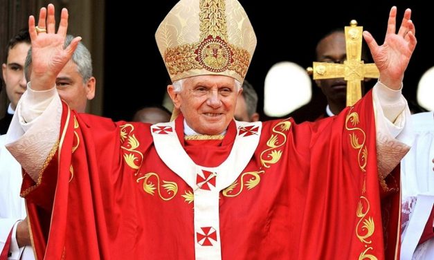 Former Pope dies