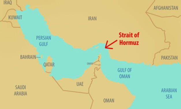 Missiles hit US warships in Strait of Hormuz