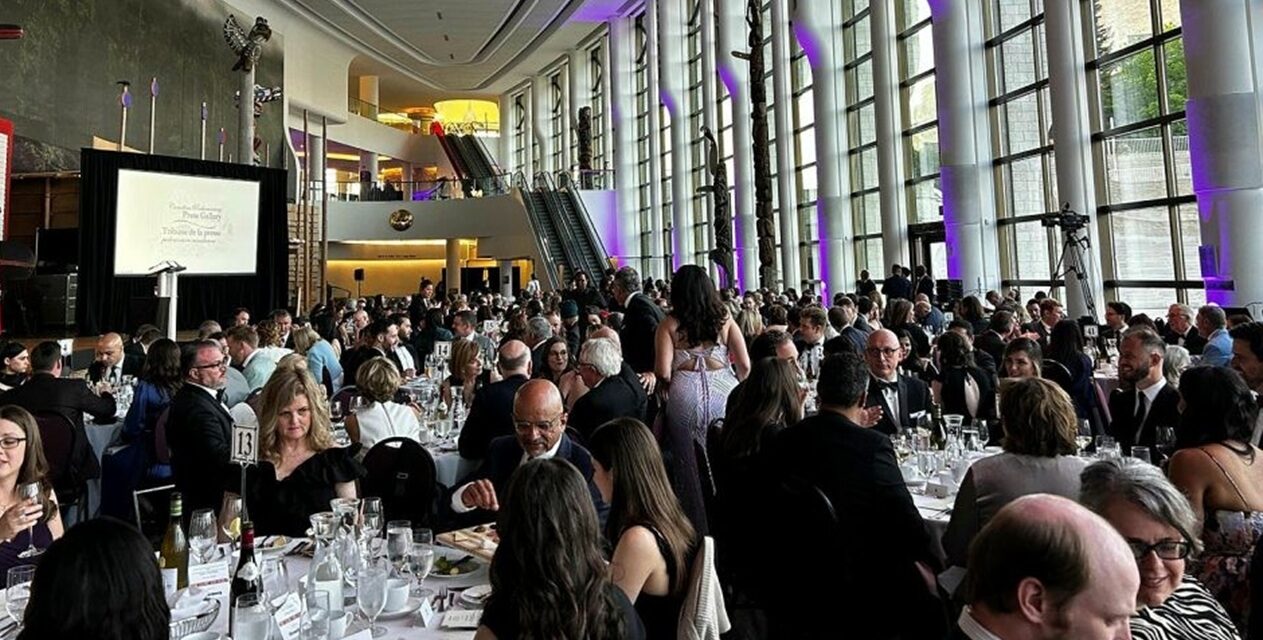 New The White House Correspondents’ Dinner after interruption 3 months ago