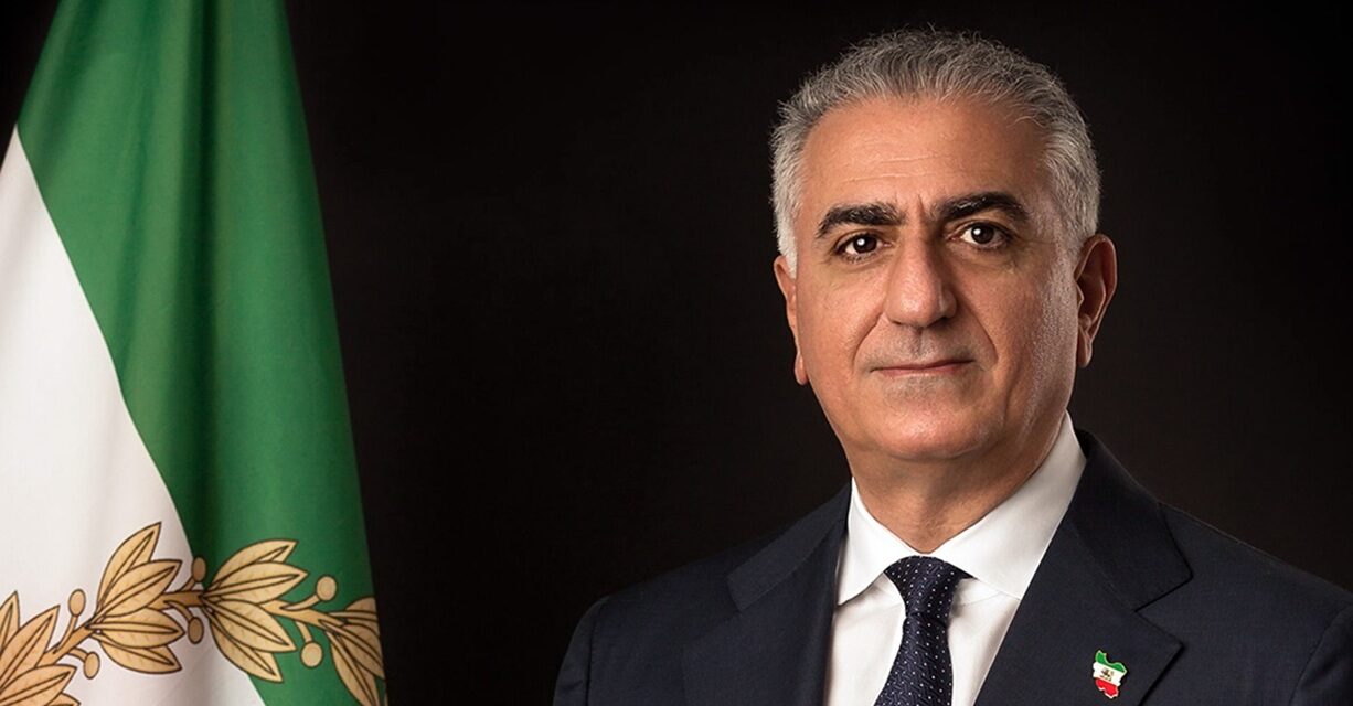 Exiled Crown Prince Reza Pahlavi rides the war in Iraq