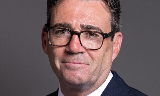 Prime Minister Burnham ignores Russian threats